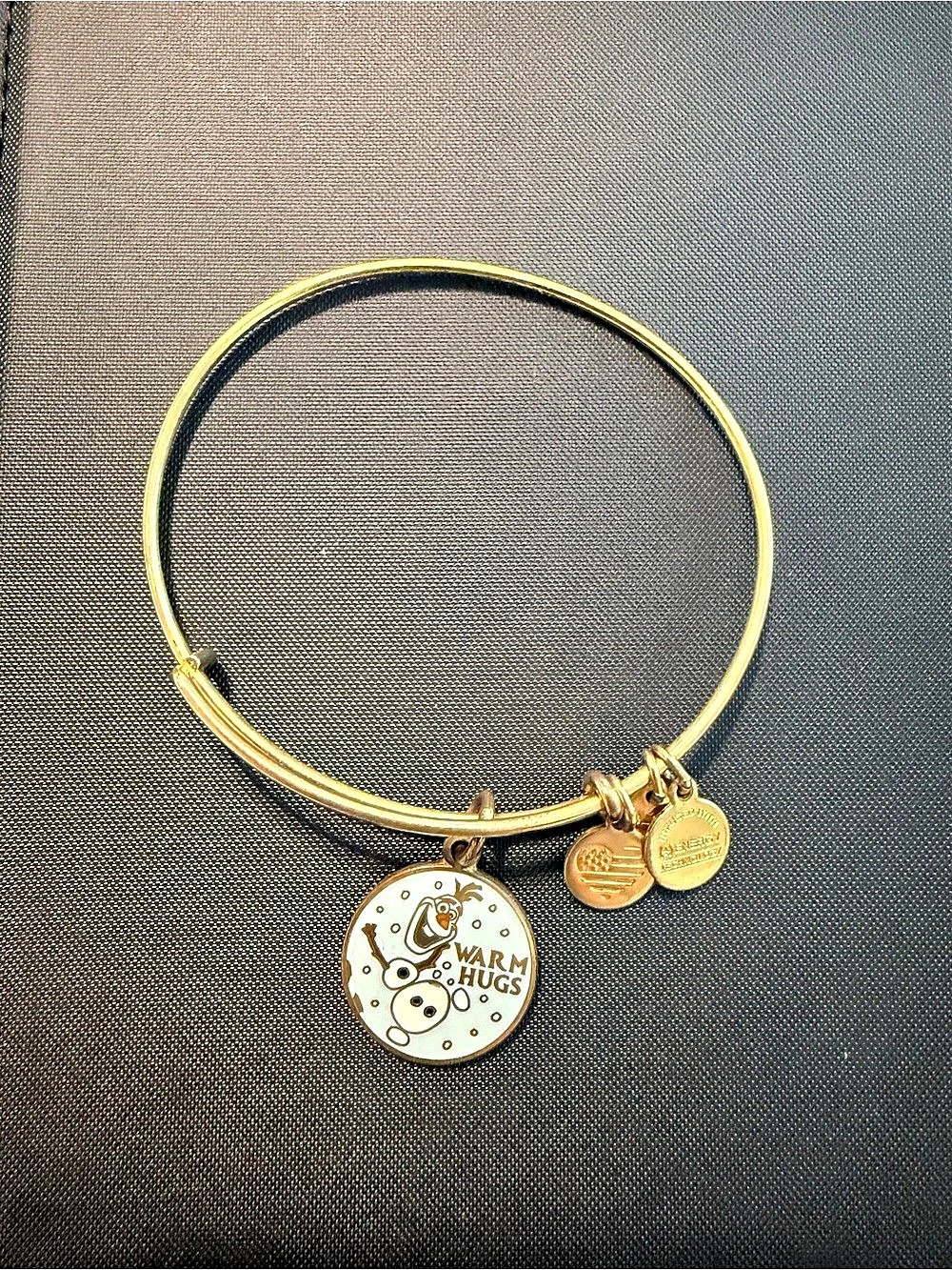Alex and Ani Disney Frozen Olaf Warm Hugs Charm Bangle Bracelet Gold